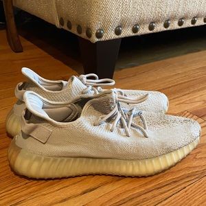 Used Grey Adidas Yeezy men size 13